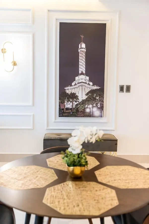 アパート Top Floor In Luxury Tower サンティアゴ・デ・ロス・カバリェロス